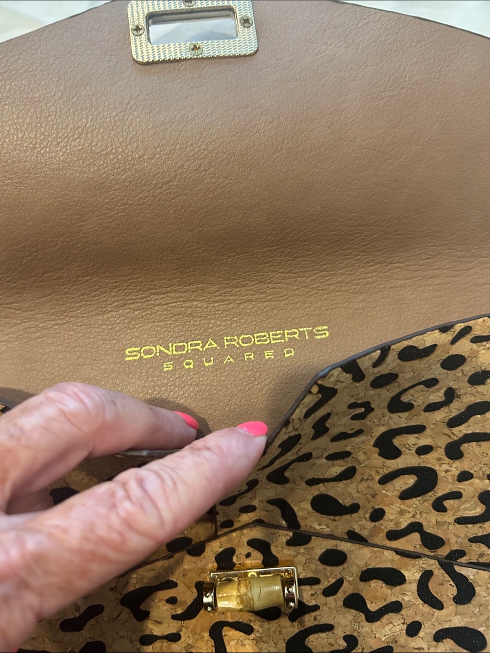 Sondra Roberts Brown Leather handbag with Leopard-Print Interior